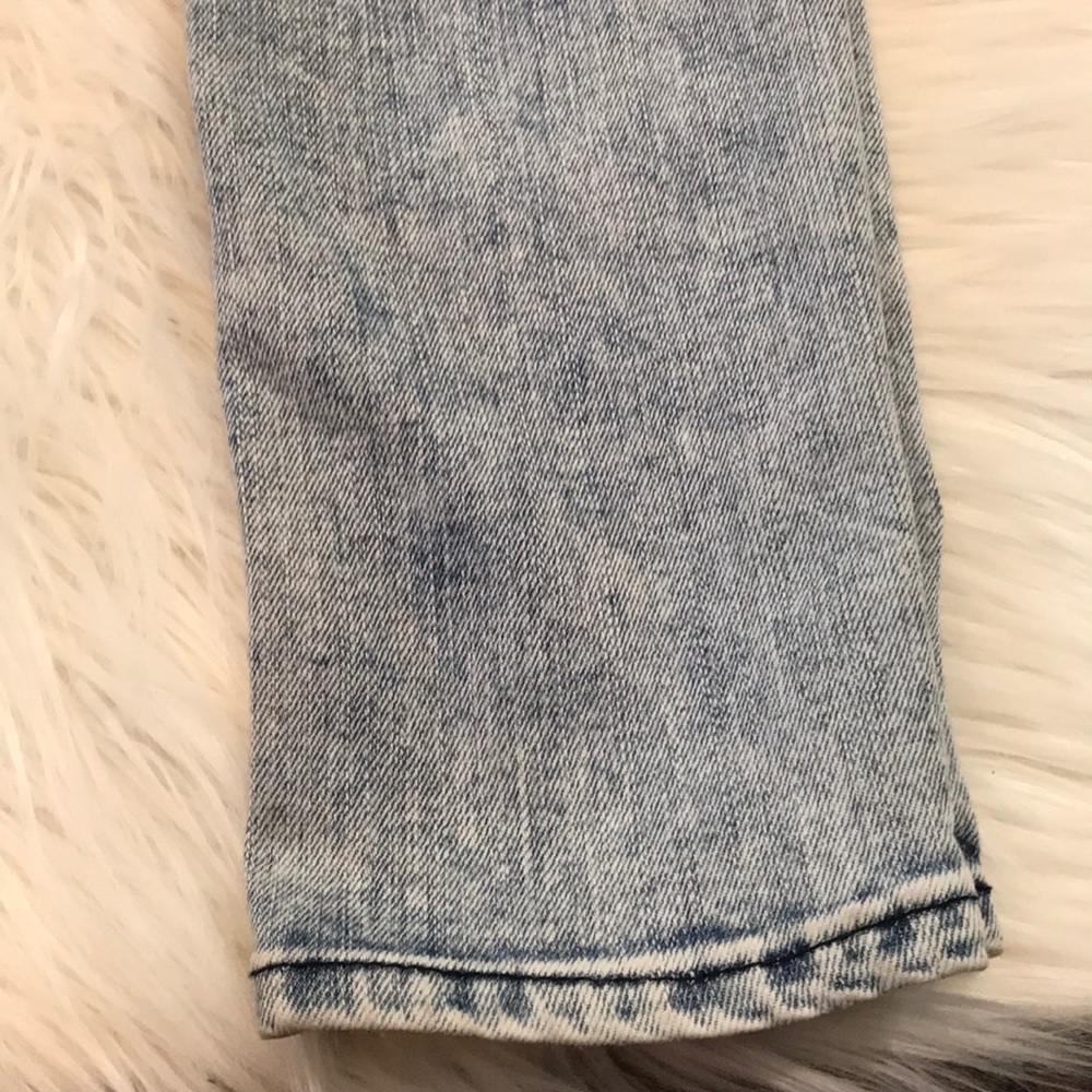 Bullhead Jeans - Picture 6 of 7